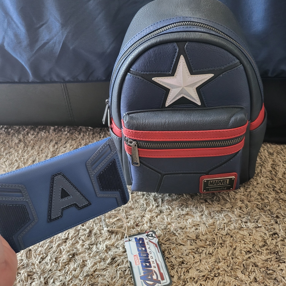 Loungefly Marvel Captain America Mini Backpack and Wallet Set